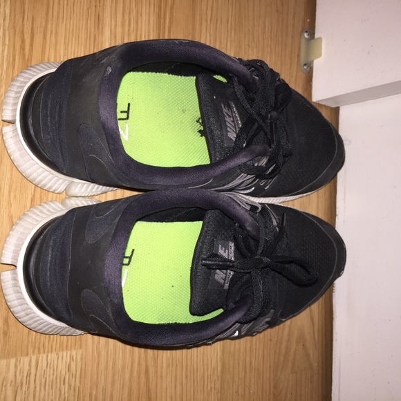 Used Nike Free 5.0 - Picture 2 of 6